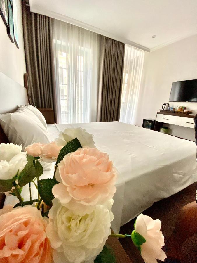 Moonlight Hotel Ha Long Bagian luar foto