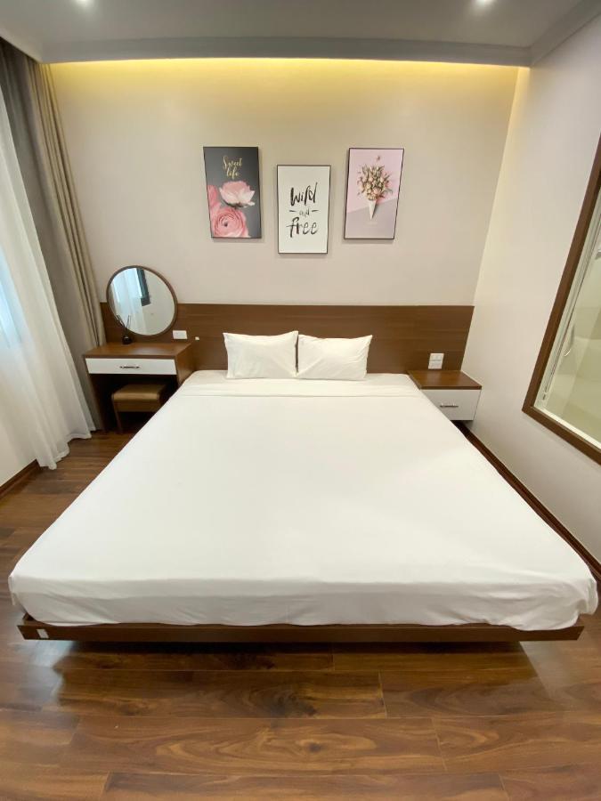 Moonlight Hotel Ha Long Bagian luar foto
