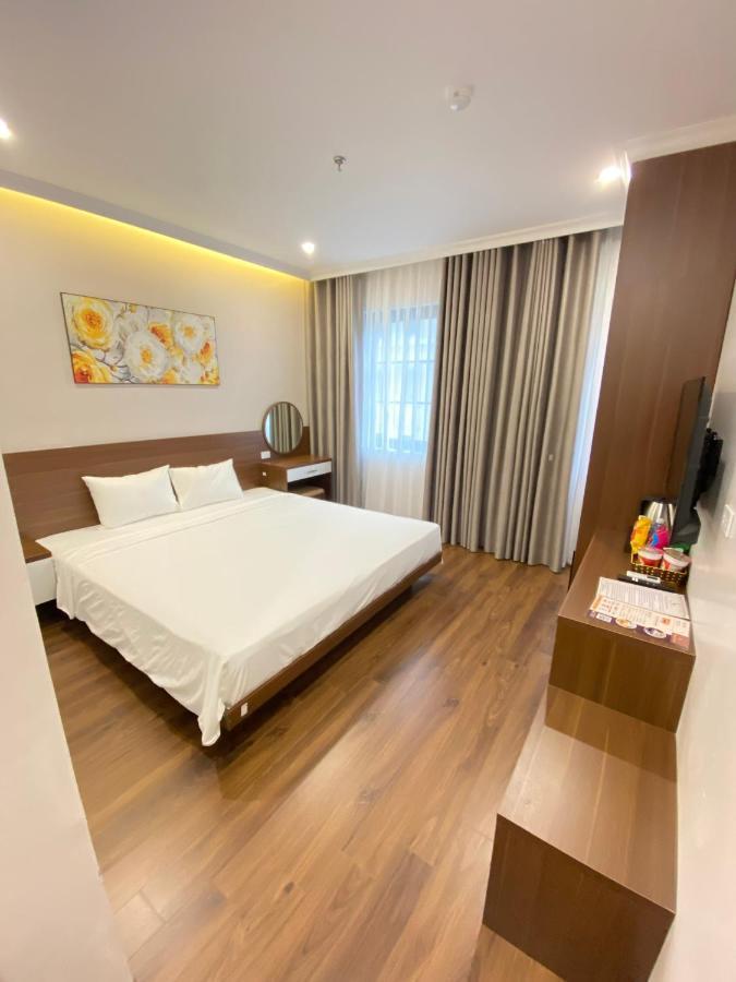 Moonlight Hotel Ha Long Bagian luar foto