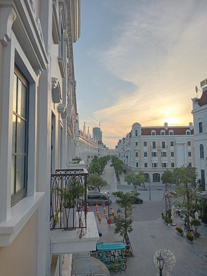 Moonlight Hotel Ha Long Bagian luar foto